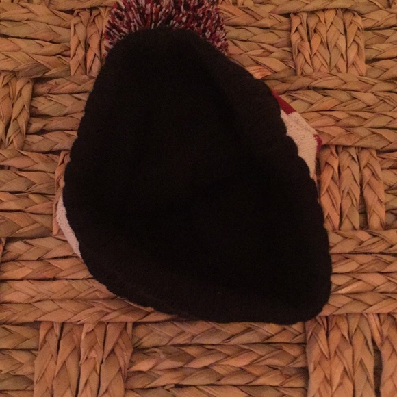 The Wizarding World of Harry Potter Beanie - Picture 4 of 6